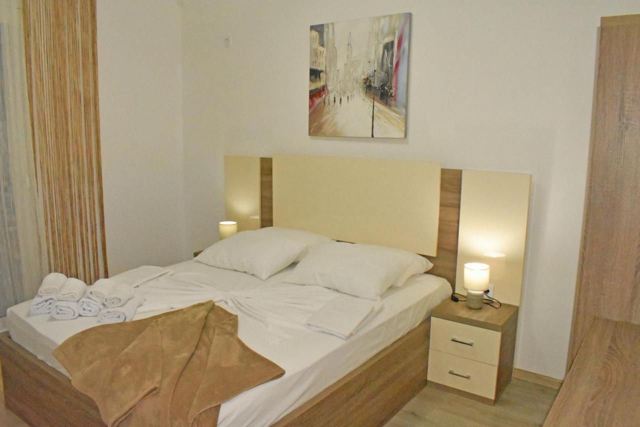 Apartments Amar ウルツィニ エクステリア 写真