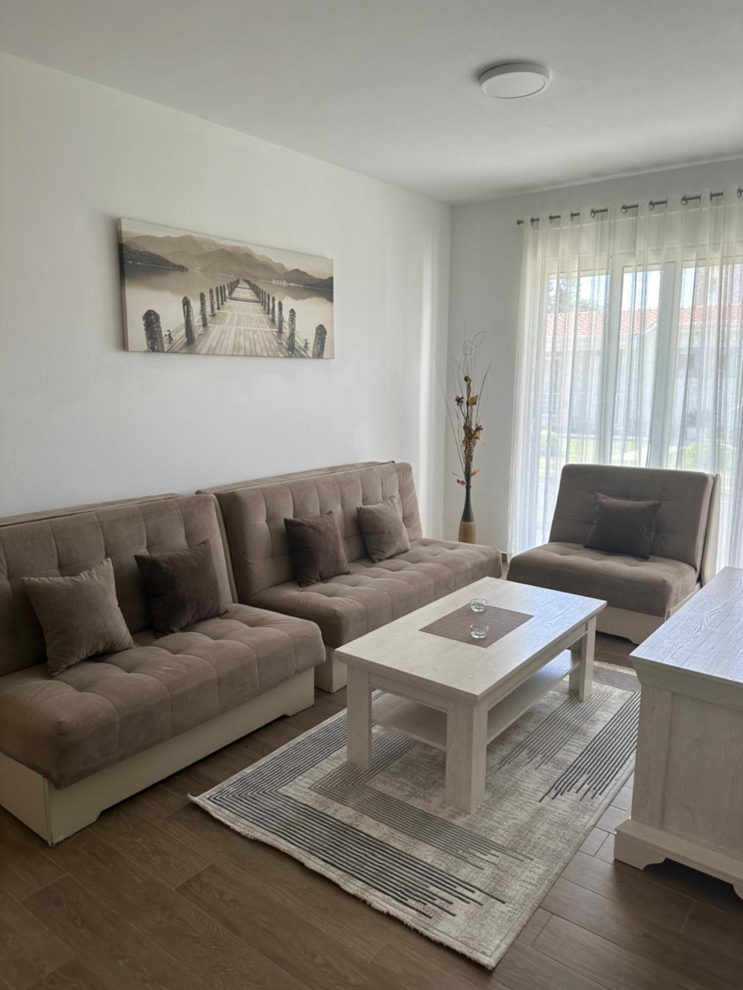 Apartments Amar ウルツィニ エクステリア 写真