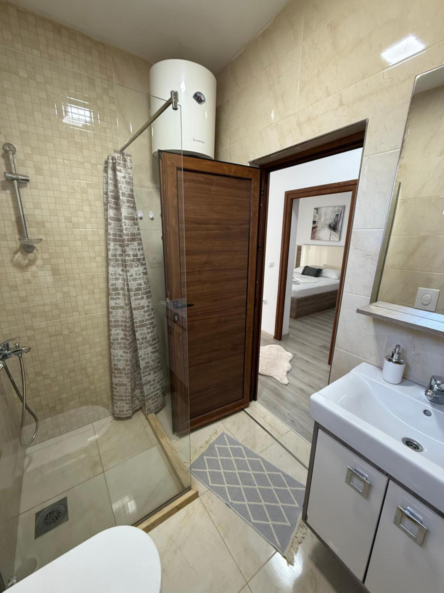 Apartments Amar ウルツィニ エクステリア 写真